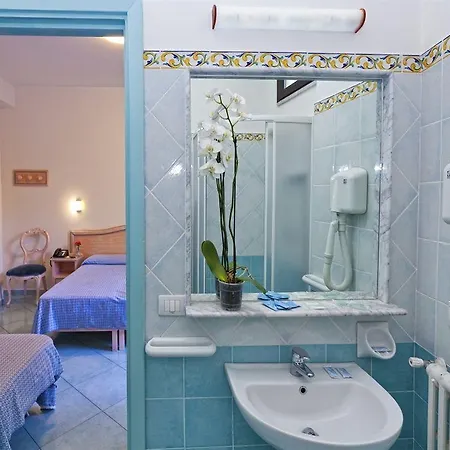 Cleopatra Hotel 3*