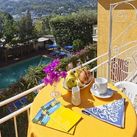 Hotel Cleopatra 3*
