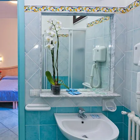 Cleopatra 3* Ischia