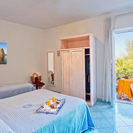 Hotel Cleopatra 3*